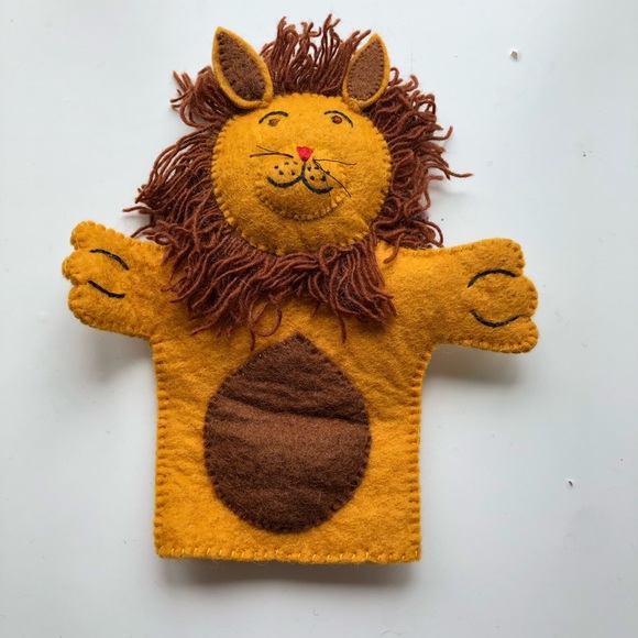 Children Hand Puppet Lion š¦ Hand Puppet Toy - Picture 2 of 3